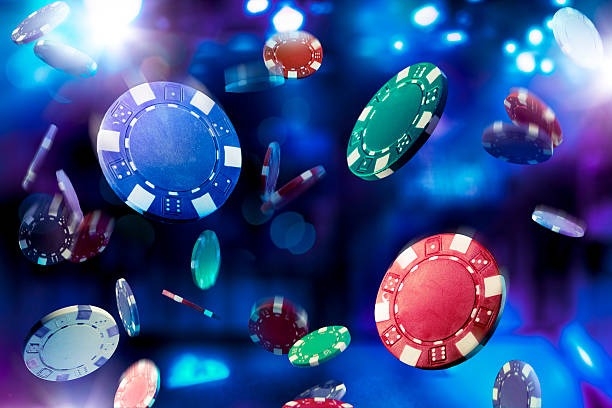 Close-up of gebyar mobile phone screen showing Lightning Roulette betting interface with QRIS payment option visible